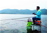 《渔道中国》09期 笑哥水库夜钓获草鱼