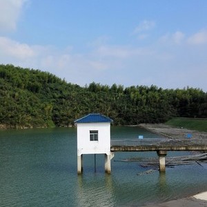 白龙地水库